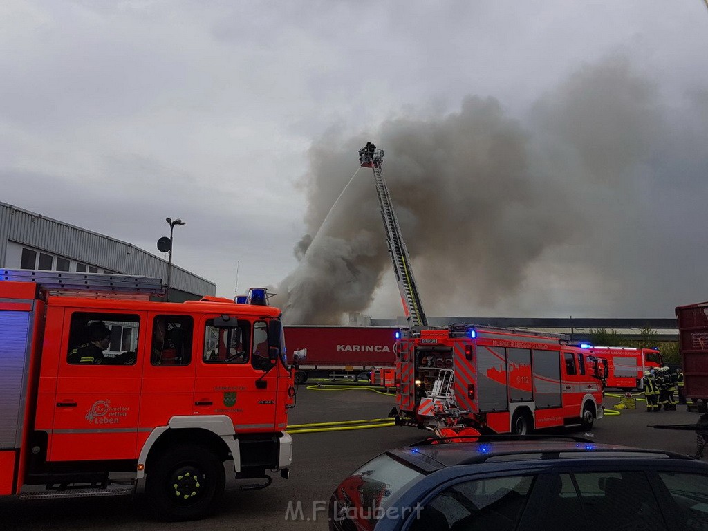 Feuer 4 Bergisch Gladbach Gronau Am Kuhlerbusch P002.jpg